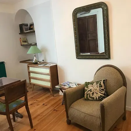 Au Pied De La Cite De Bed & Breakfast Carcassonne