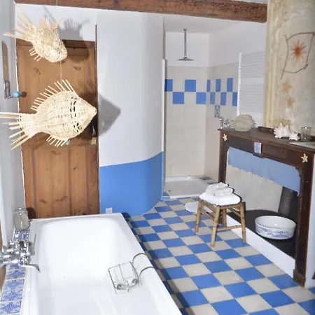 Bed & Breakfast Au Pied De La Cite De
